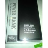 Baterie Power Bank 30000 mAh cu LCD